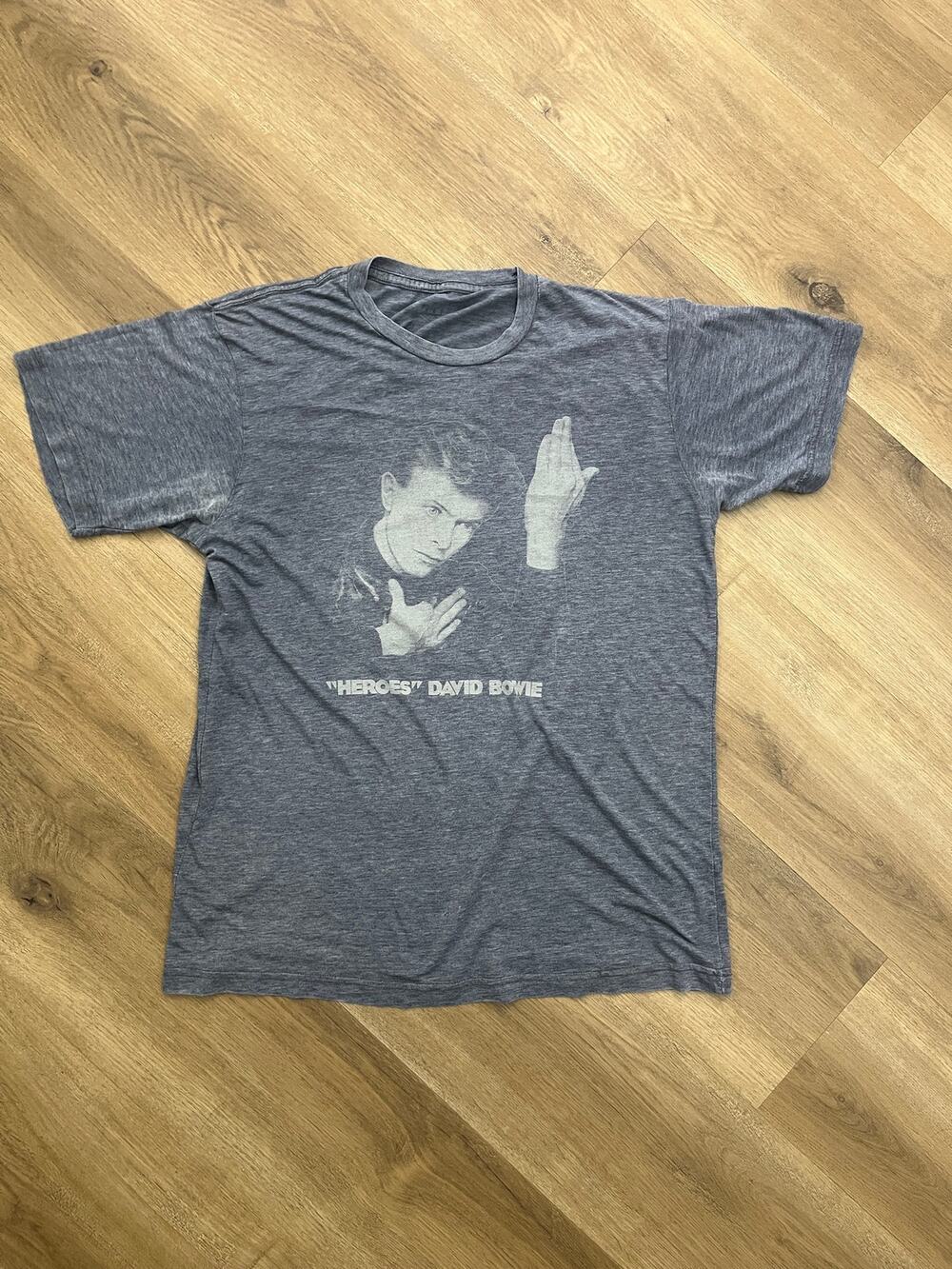 David Bowie "Heroes" Graphic Tee Medium